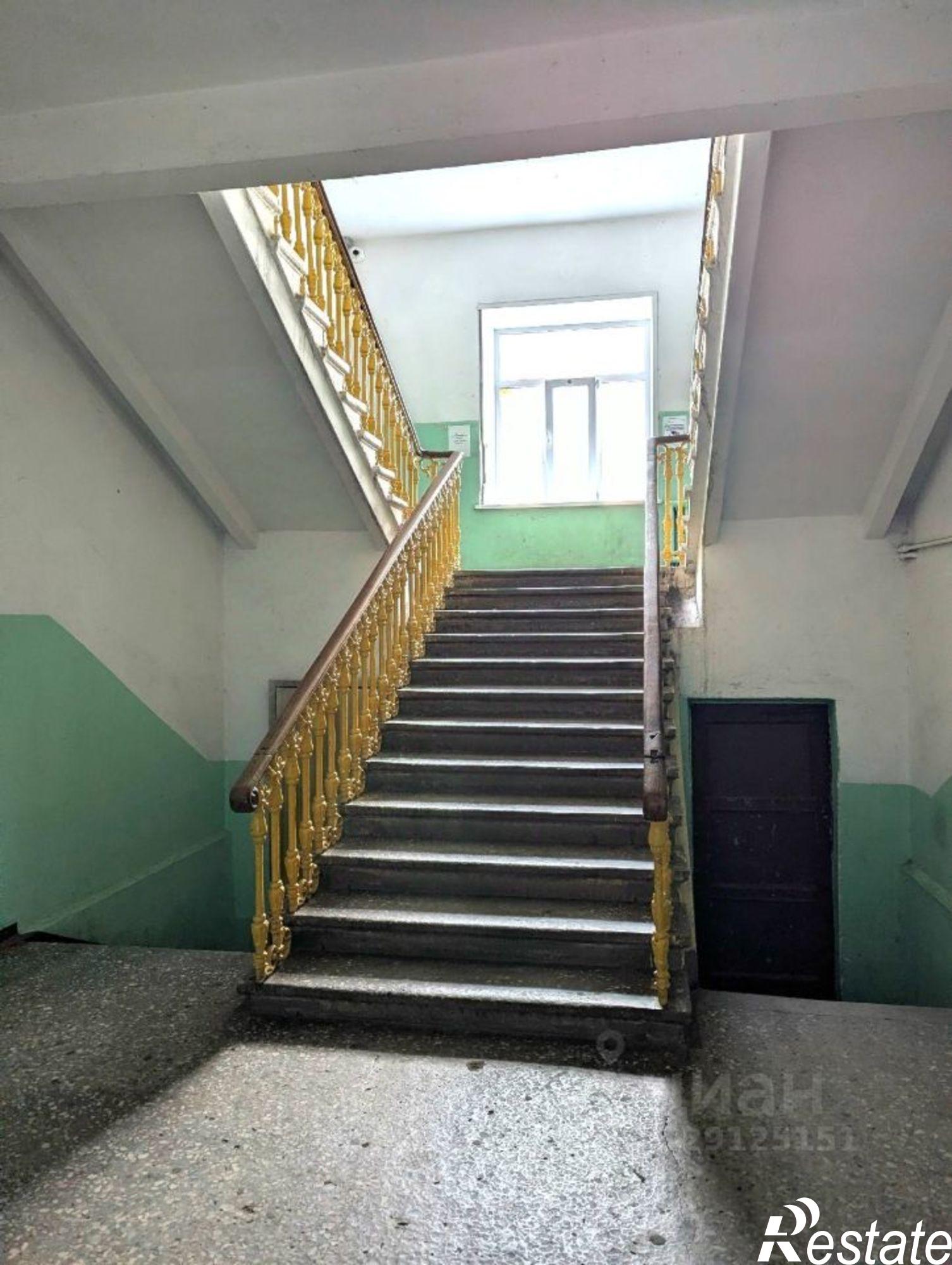 Купить комнату за 1 850 000 рублей на пр-кт Октября, 44