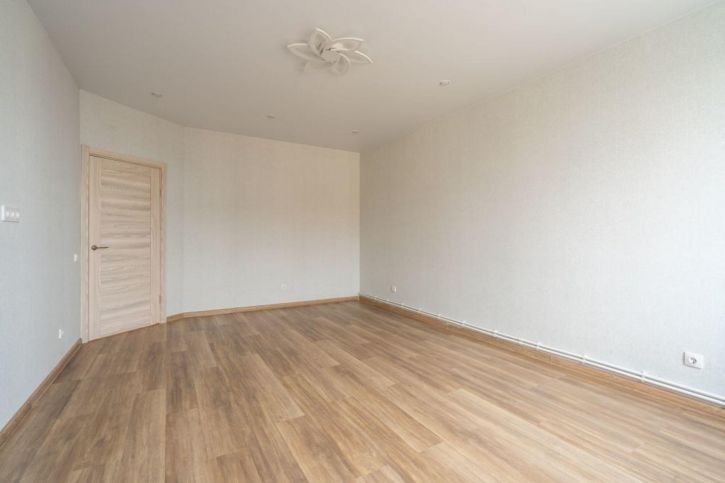 2-комн квартира Красноборская ул, 38к3