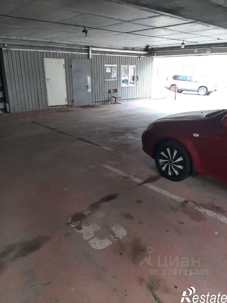 Гараж/парковка Красноборская улица, 34,  д. 34