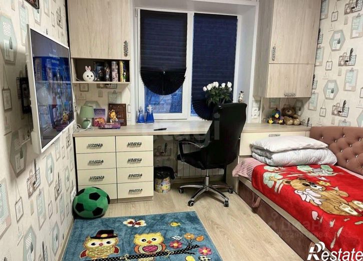 3-комн квартира улица Космонавтов, 21,  д. 21