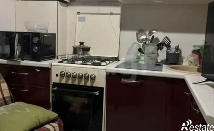 2-комн квартира улица 8 Марта, 12,  д. 12