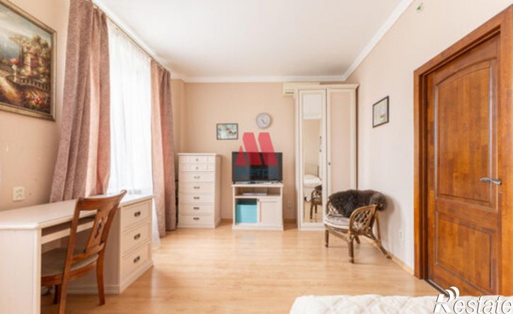 5-комн квартира Советская улица, 8 к2,  д. 8 к2