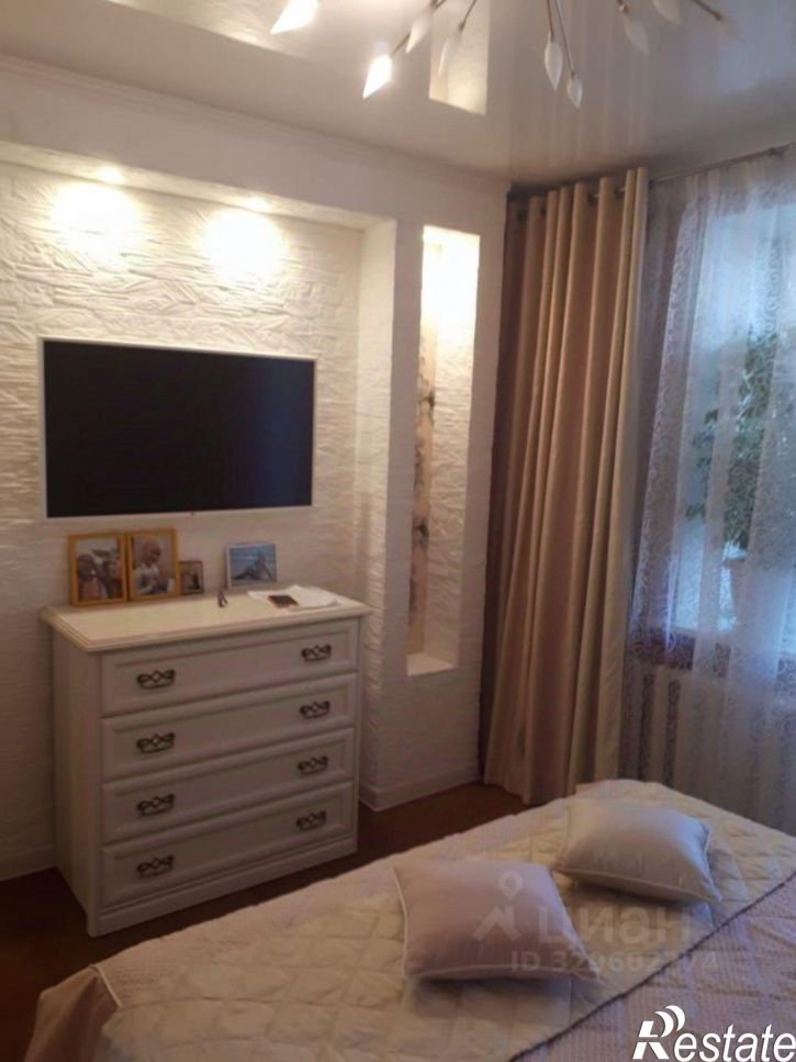 3-комн квартира улица Панина, 12,  д. 12