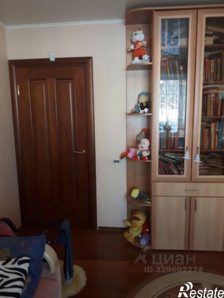 3-комн квартира улица Панина, 12,  д. 12