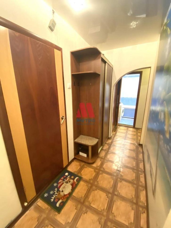 2-комн квартира Космонавтов улица, д.28