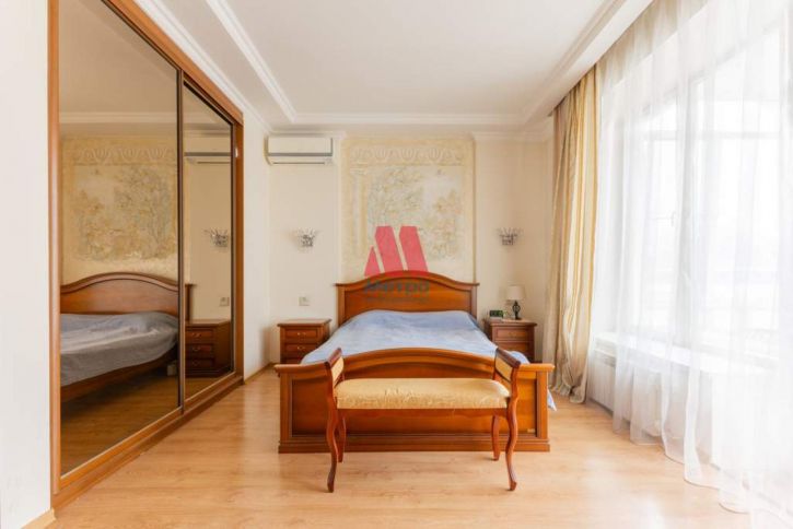5-комн квартира Советская улица, д.8к2
