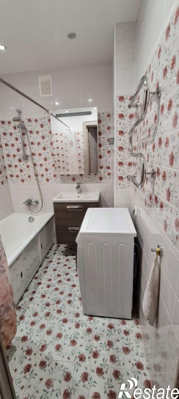3-комн квартира Индустриальный пер, 17,  д. 17