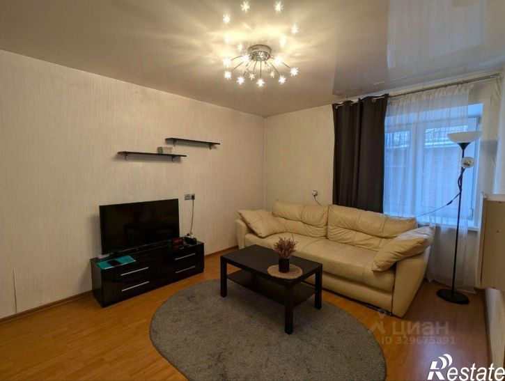 2-комн квартира улица Юности, 8,  д. 8