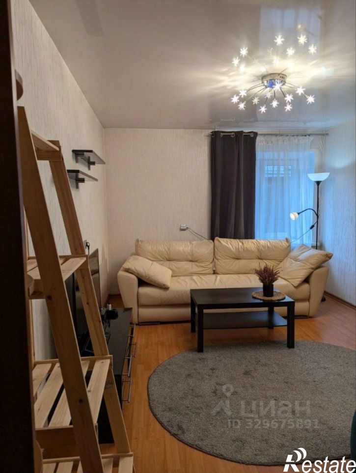 2-комн квартира улица Юности, 8,  д. 8