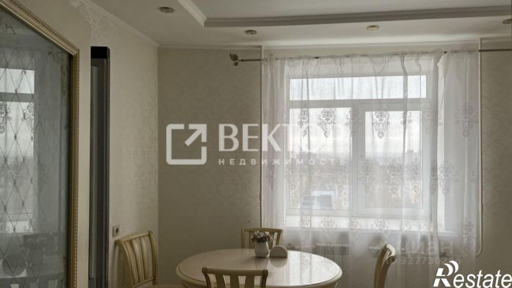 3-комн квартира улица Нефтяников, 4,  д. 4