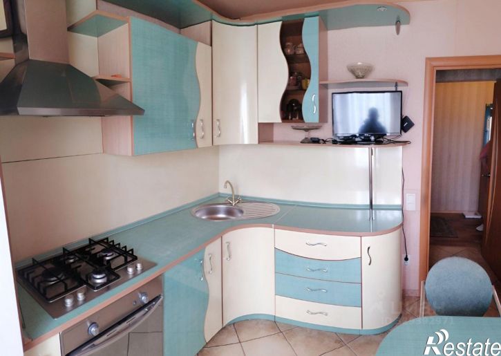 3-комн квартира проспект Машиностроителей, 15 к2,  д. 15 к2