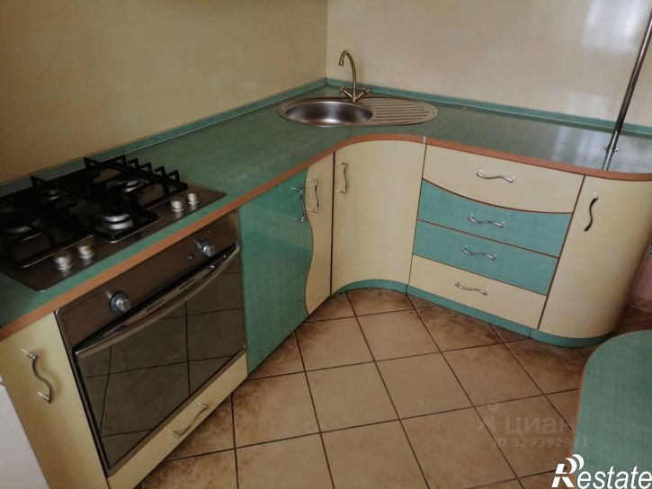 3-комн квартира проспект Машиностроителей, 15 к2,  д. 15 к2