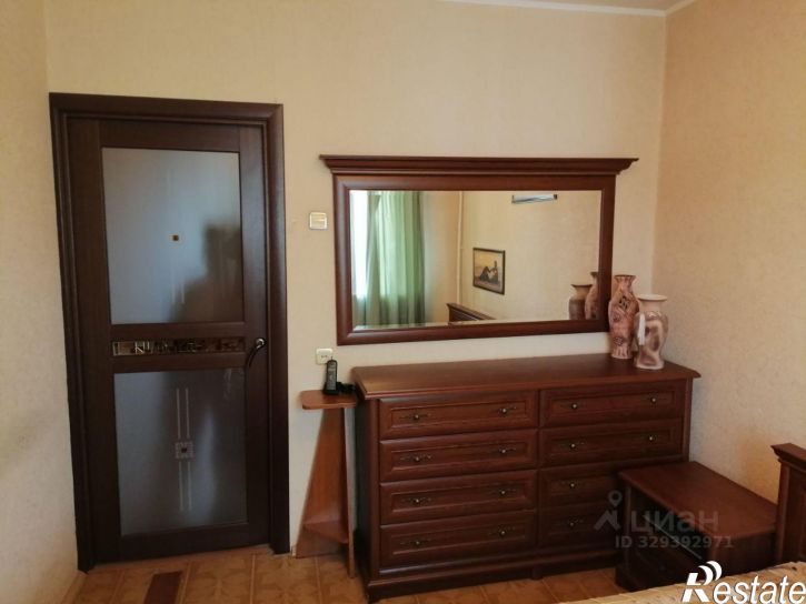 3-комн квартира проспект Машиностроителей, 15 к2,  д. 15 к2