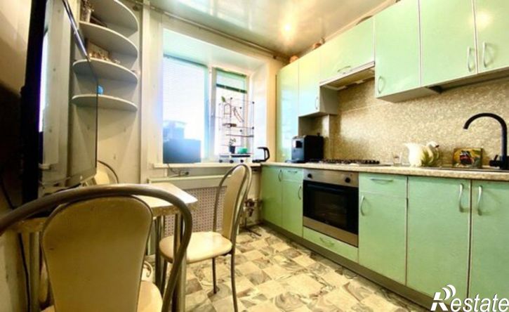 2-комн квартира Угличская улица, 42,  д. 42