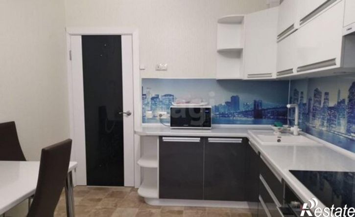 3-комн квартира улица Панина, 5 к2,  д. 5 к2