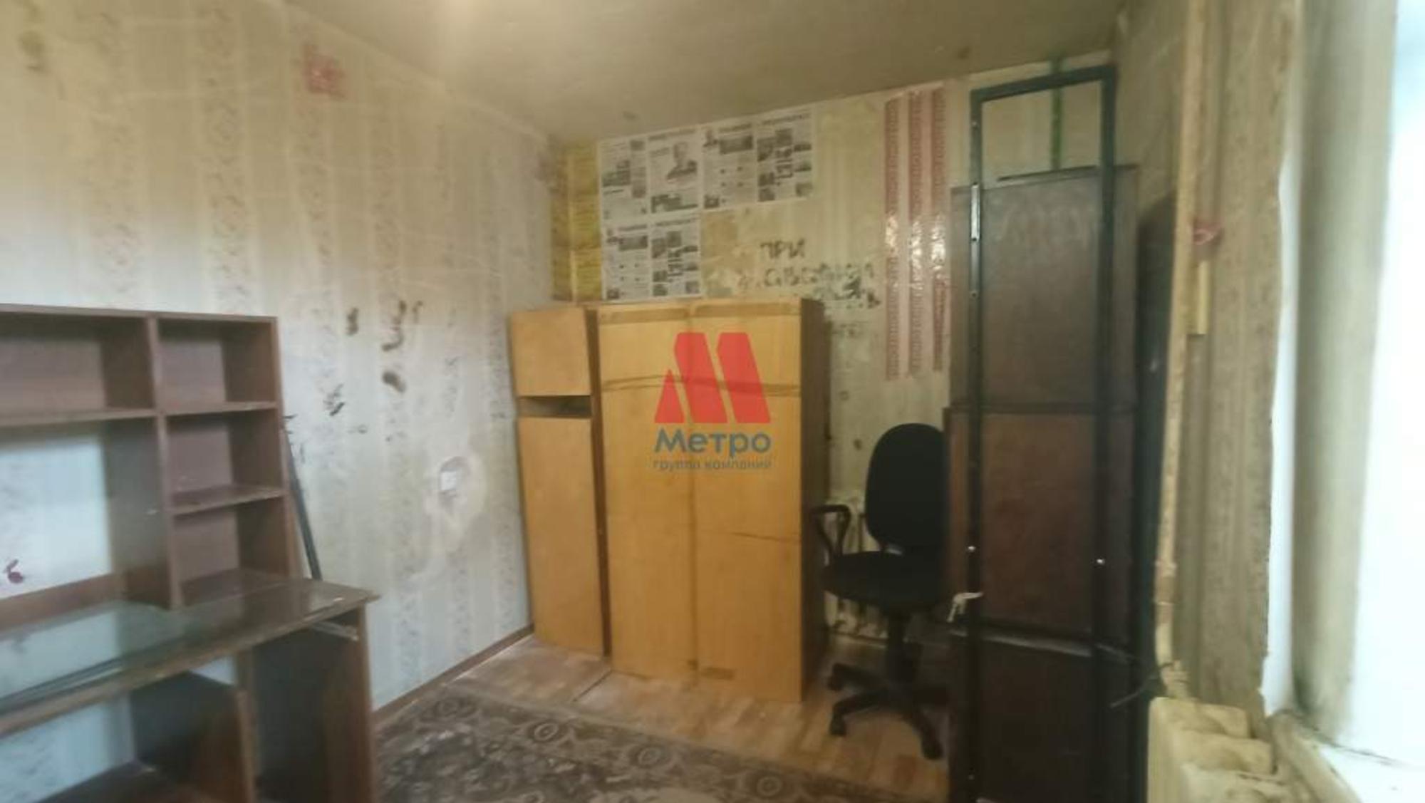 Купить комнату за 700 000 рублей на Урицкого улица, д.69к2
