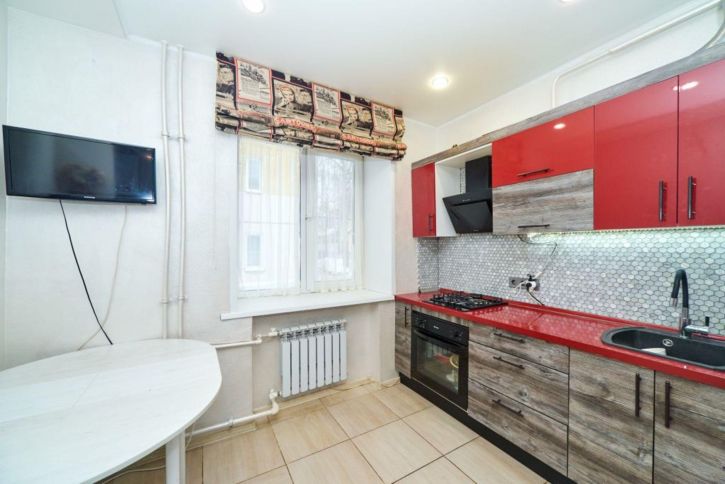 2-комн квартира Некрасова ул, 51