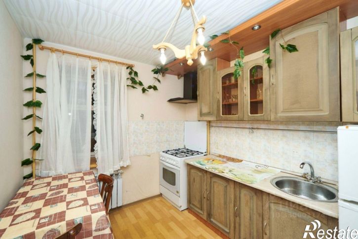 2-комн квартира проспект Авиаторов, 98,  д. 98