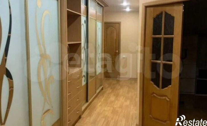 3-комн квартира ул Красноборская, 35,  д. 35