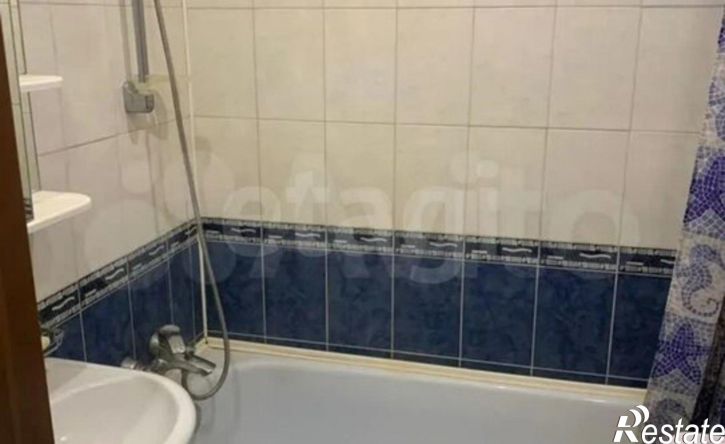 3-комн квартира ул Красноборская, 35,  д. 35