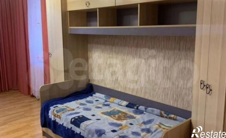 3-комн квартира ул Красноборская, 35,  д. 35