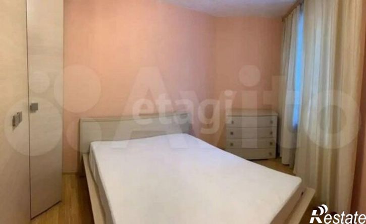 3-комн квартира ул Красноборская, 35,  д. 35