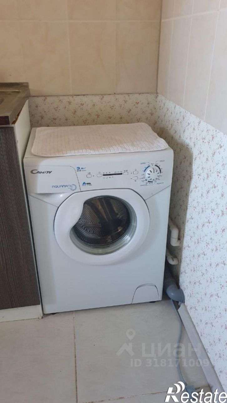 1-комн квартира ул Ньютона, 33 3,  д. 33 3,  к. 3