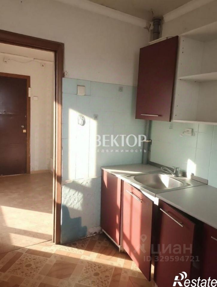 2-комн квартира пр-кт Машиностроителей, 3,  д. 3