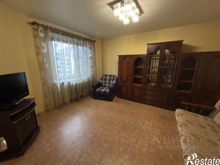 2-комн квартира улица Панина, 10,  д. 10