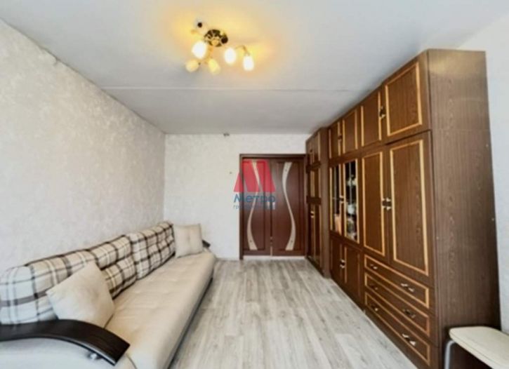 2-комн квартира Попова улица, д.14