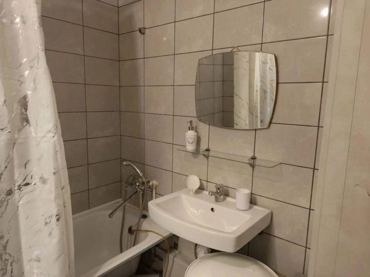 1-комн квартира Новоселковская ул, 11