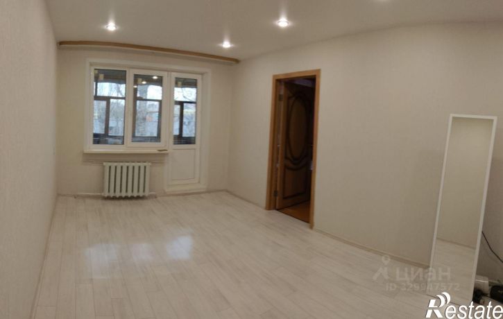 3-комн квартира улица Панина, 35,  д. 35