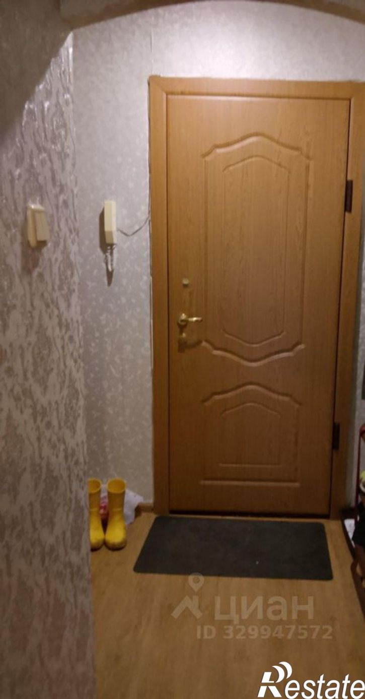 3-комн квартира улица Панина, 35,  д. 35
