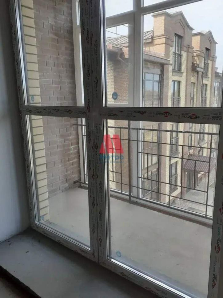 2-комн квартира Авиаторов проспект, д.11