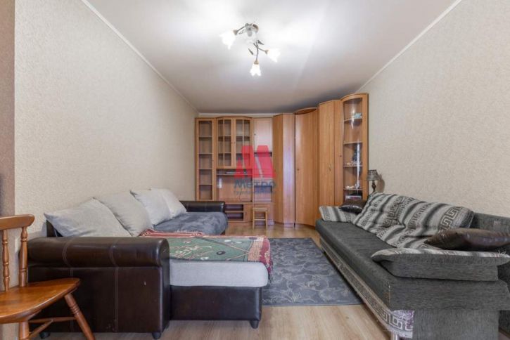 3-комн квартира Алмазная улица, д.1к6