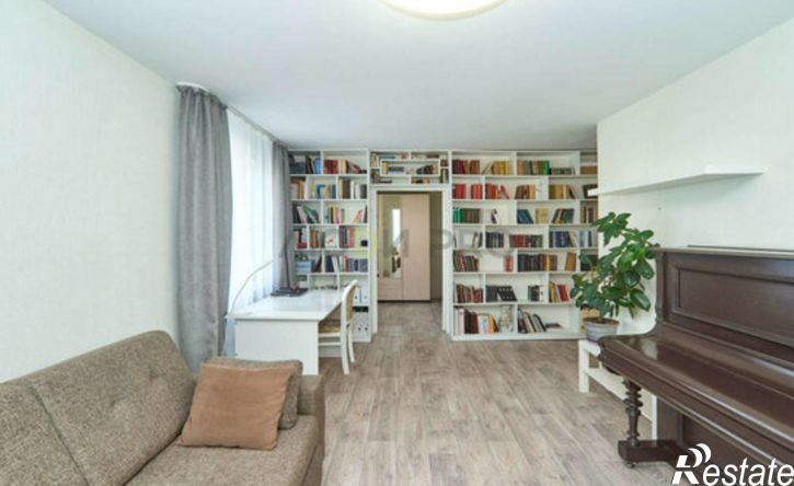 3-комн квартира улица Громова, 56 к2,  д. 56 к2