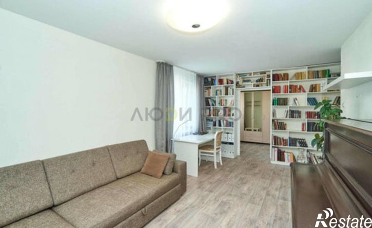 3-комн квартира улица Громова, 56 к2,  д. 56 к2