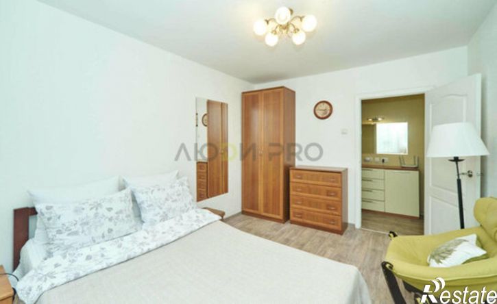 3-комн квартира улица Громова, 56 к2,  д. 56 к2