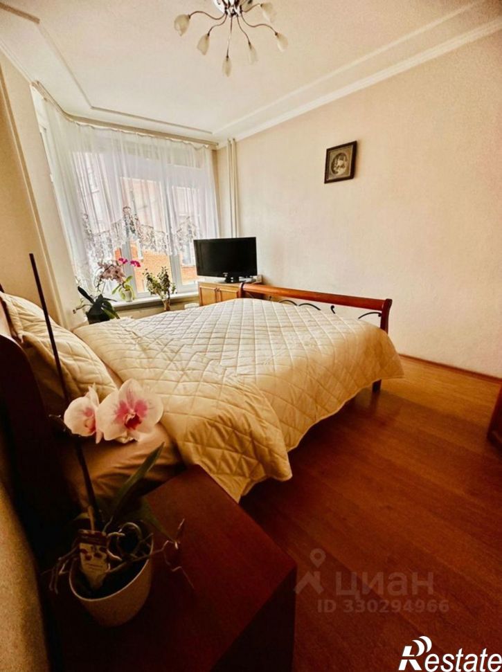 2-комн квартира улица Калинина, 33 к2,  д. 33 к2