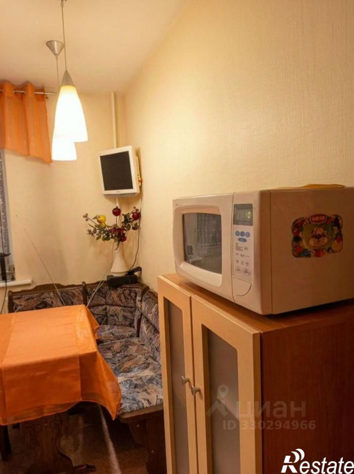 2-комн квартира улица Калинина, 33 к2,  д. 33 к2