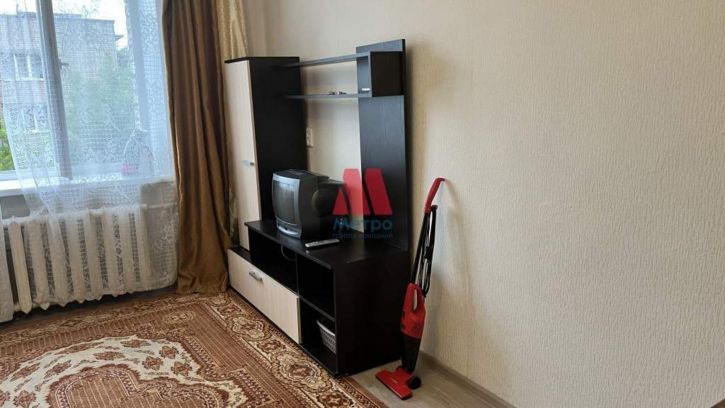 Комната Нефтяников улица, д.3к2