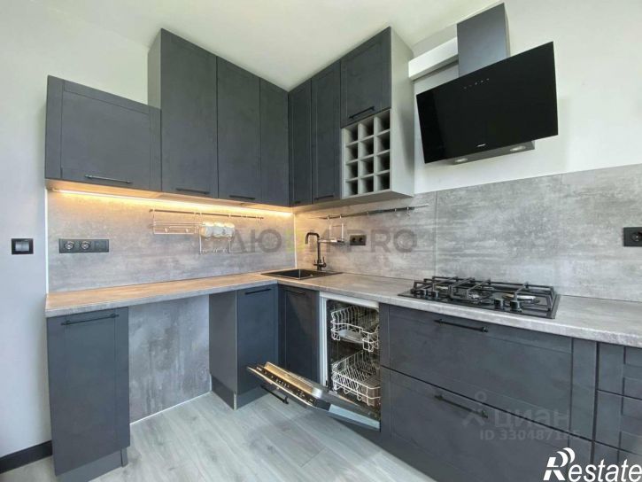 3-комн квартира улица Слепнёва, 17,  д. 17
