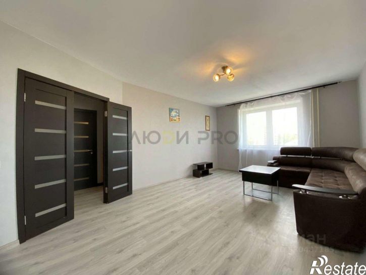 3-комн квартира улица Слепнёва, 17,  д. 17