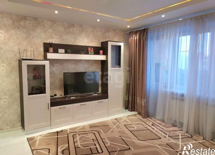 3-комн квартира ул Панина, 5 2,  д. 5 2,  к. 2