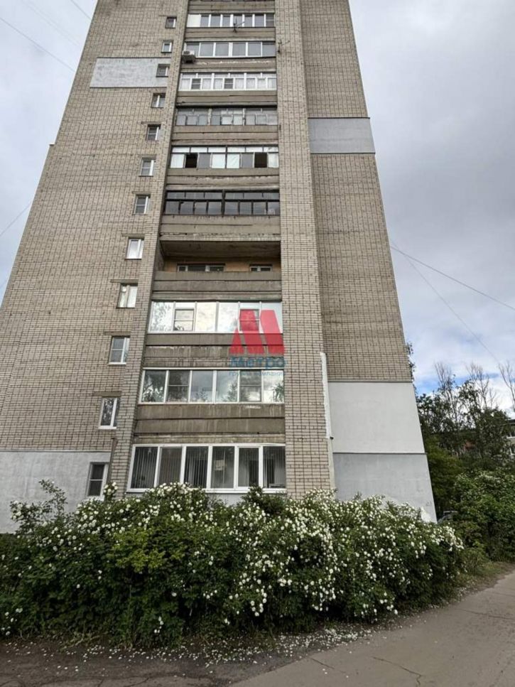 1-комн квартира Нефтяников улица, д.19