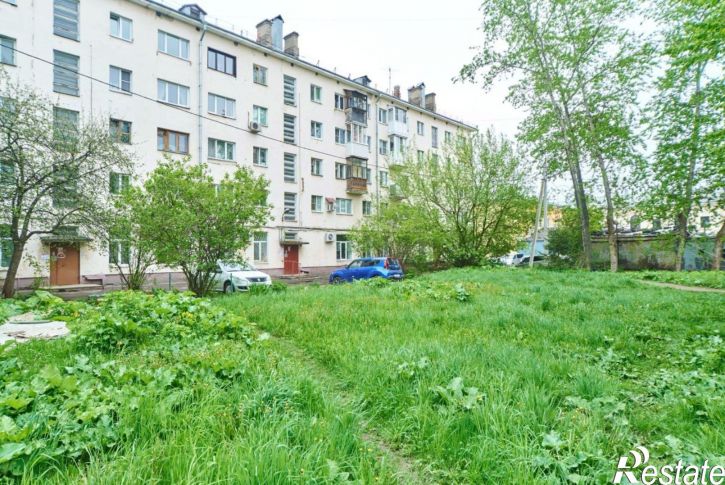 2-комн квартира ул Павлика Морозова, 1,  д. 1