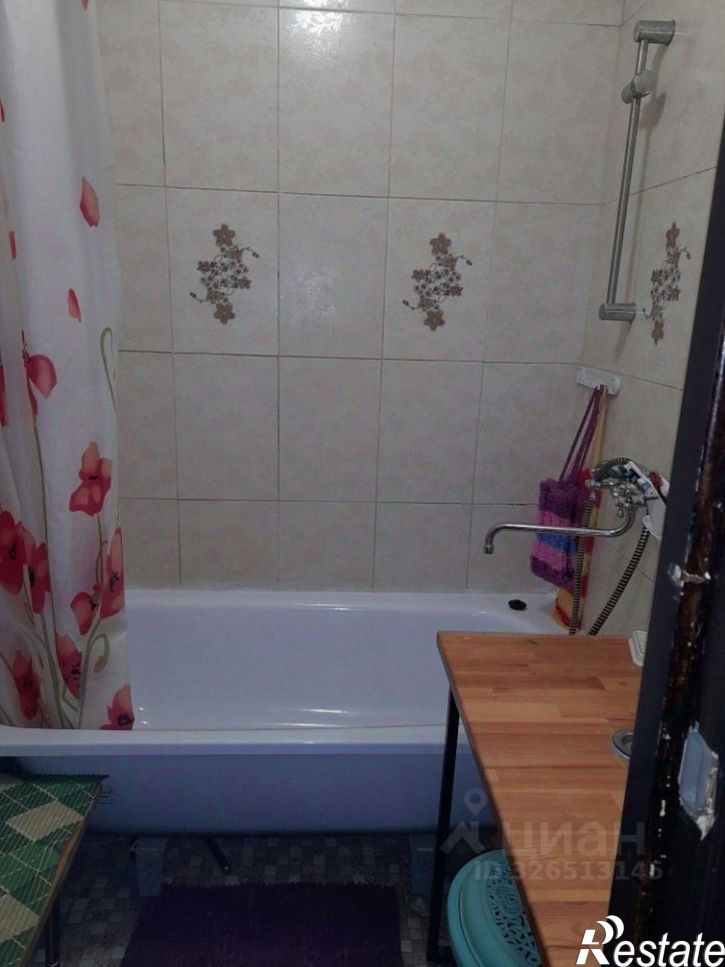 3-комн квартира ул Бабича, 9 4,  д. 9 4,  к. 4