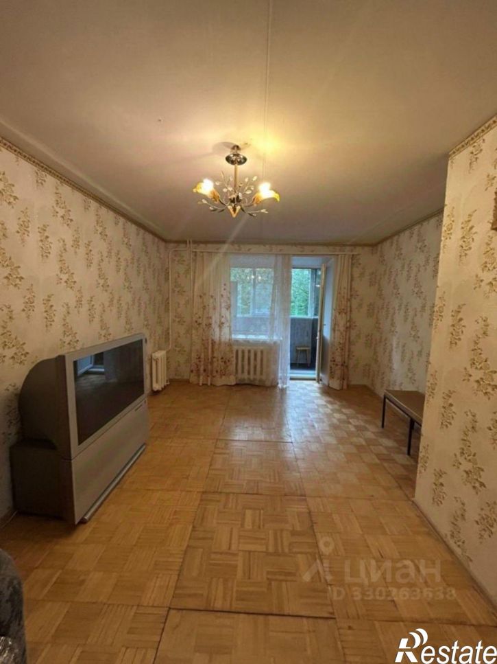 1-комн квартира улица Титова, 1,  д. 1