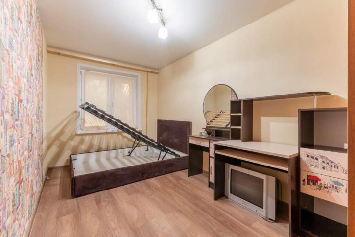 2-комн квартира Дзержинского проспект, д.39