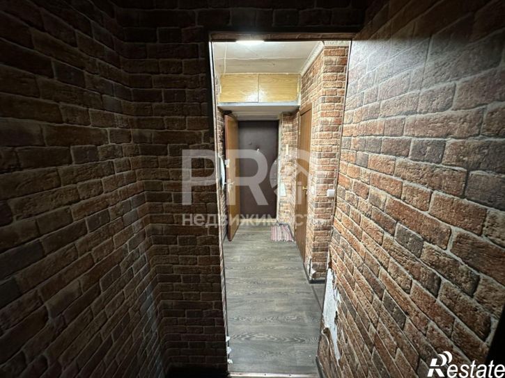 2-комн квартира улица Титова, 18,  д. 18